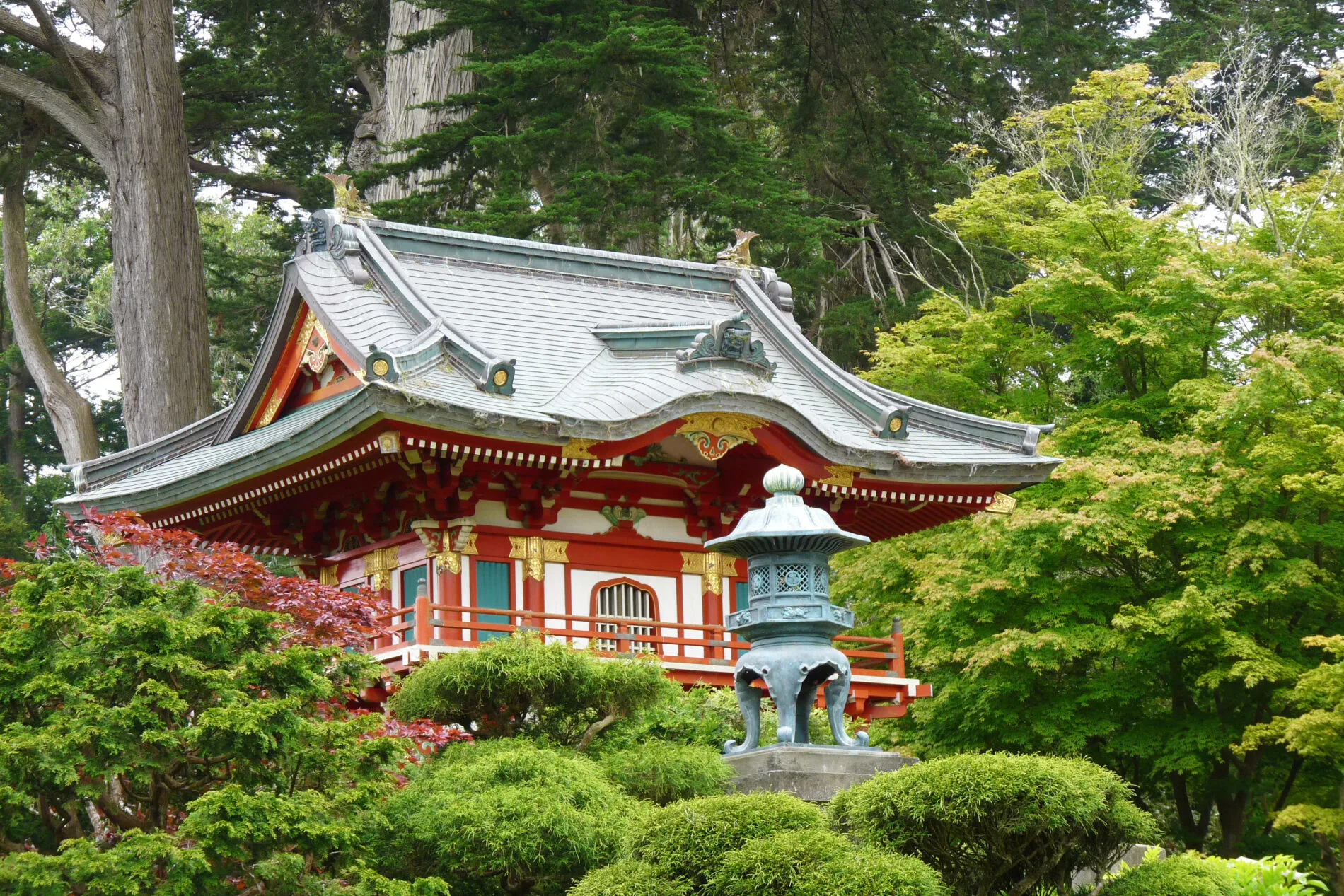 Temple Gate in the Japanese Tea Garden in Golden Gate Park, San Francisco.