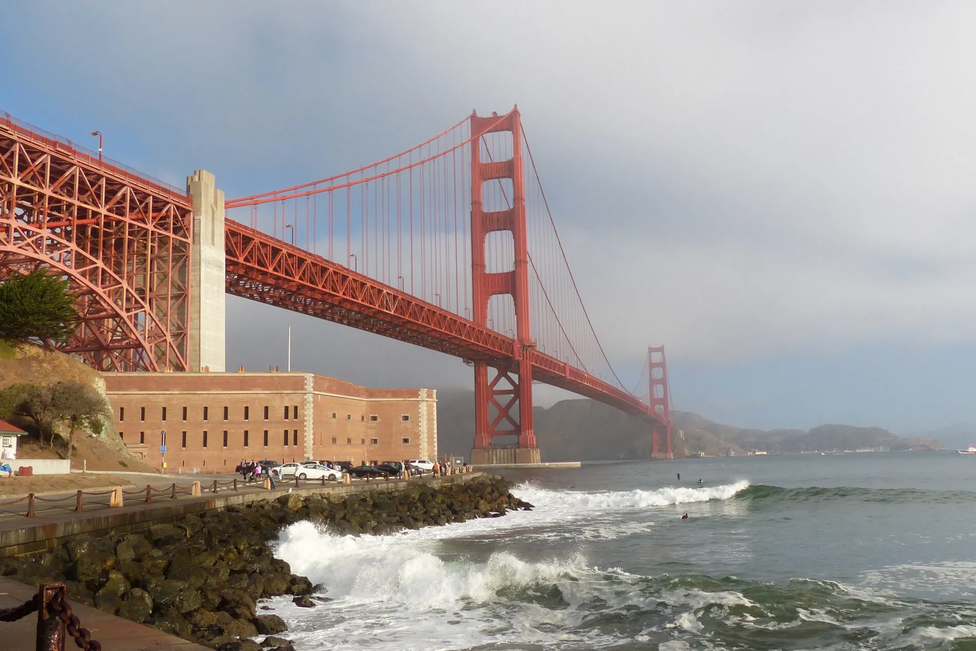 At the Golden Gate Bridge with the surf and fog rolling in. It’s one of the great free things to do in San Francisco.