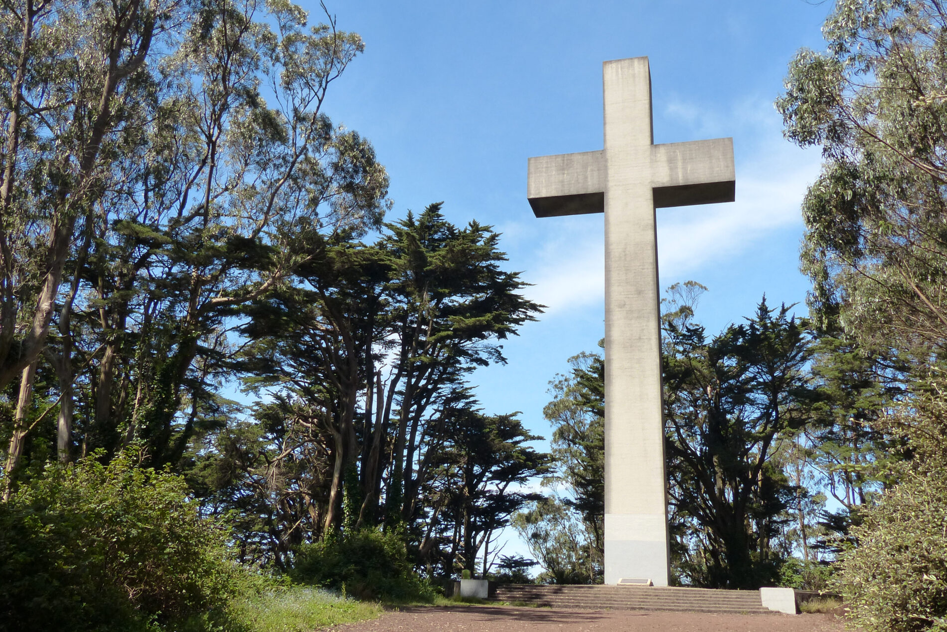 The historic 103-foot Mount Davidson cross at the top of San Francisco’s highest hill.