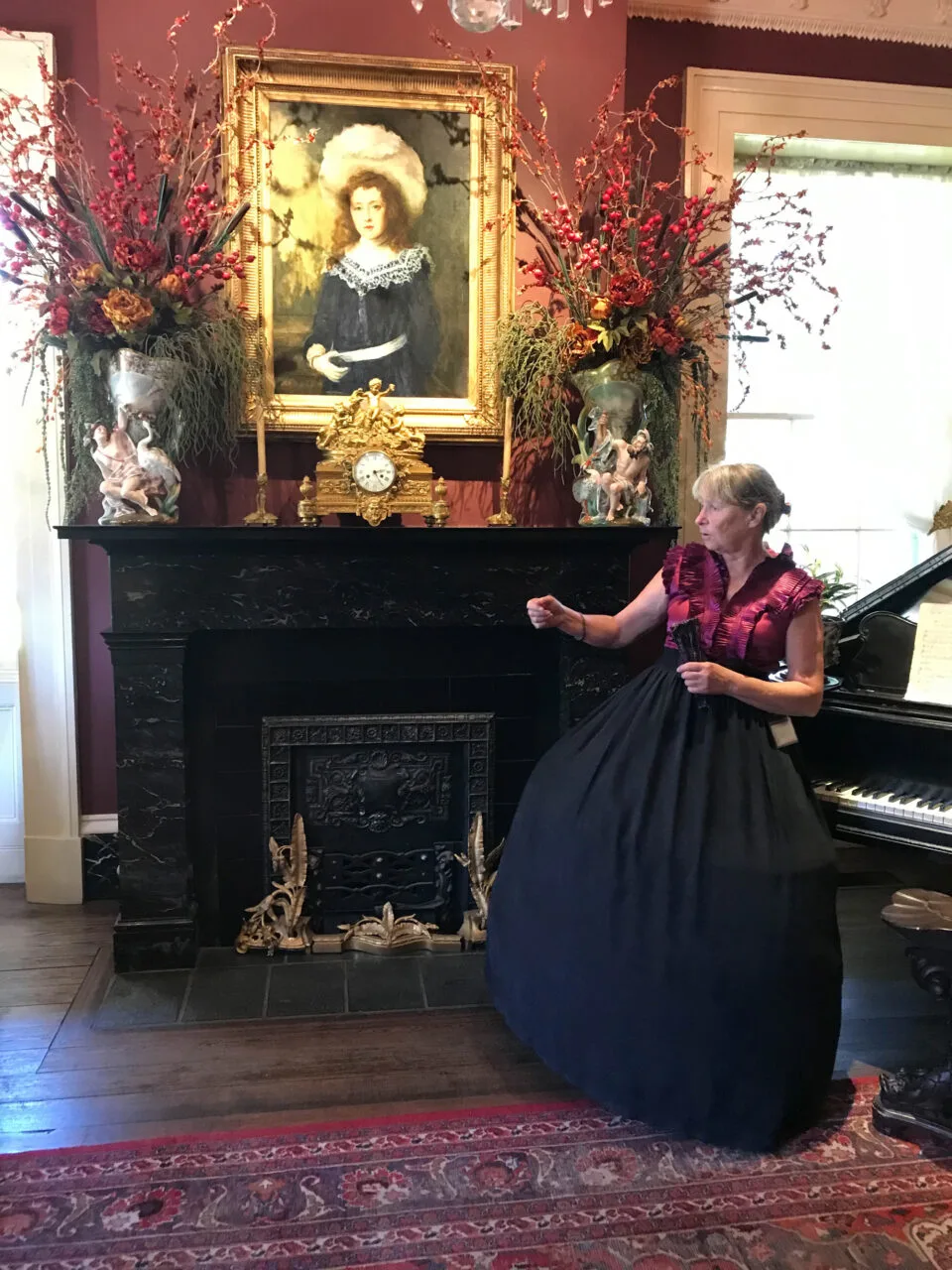 Docent in period dress tells us about the family at Houmas House Plantation.